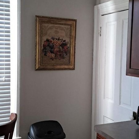 Beautiful Downstairs 1Bed 1Bth Charmer- Pet Friendly 미시건 시티 외부 사진