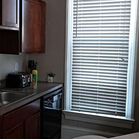 Beautiful Downstairs 1Bed 1Bth Charmer- Pet Friendly 미시건 시티 외부 사진